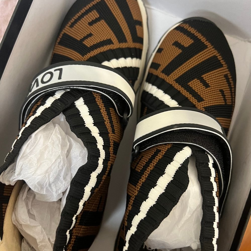 Shoes fit size 8.5